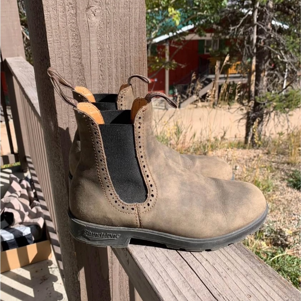 Women’s Blundstones